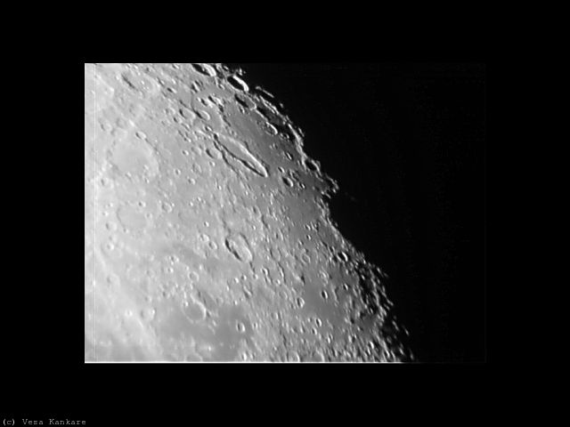 moon-2004.02.02-20h31m.jpg