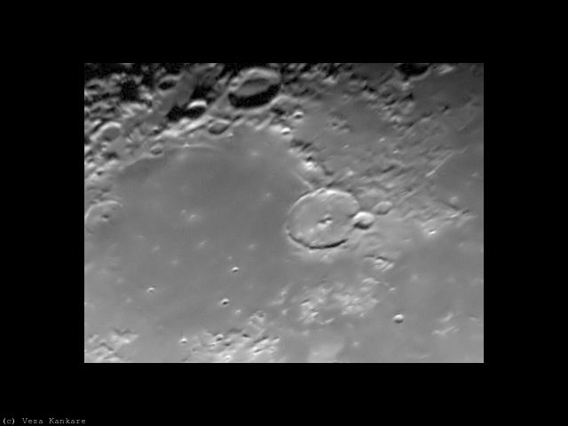 moon-2004.02.02-20h45m.jpg